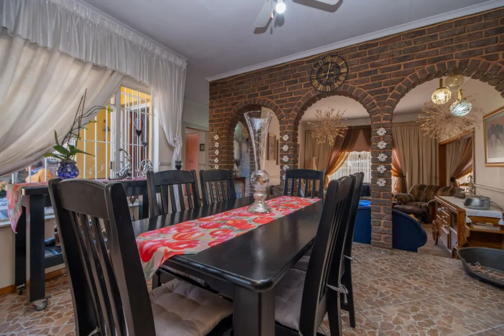 House for sale in Helikon Park - 1KR1715164 House for sale in Helikon Park - 1KR1715164