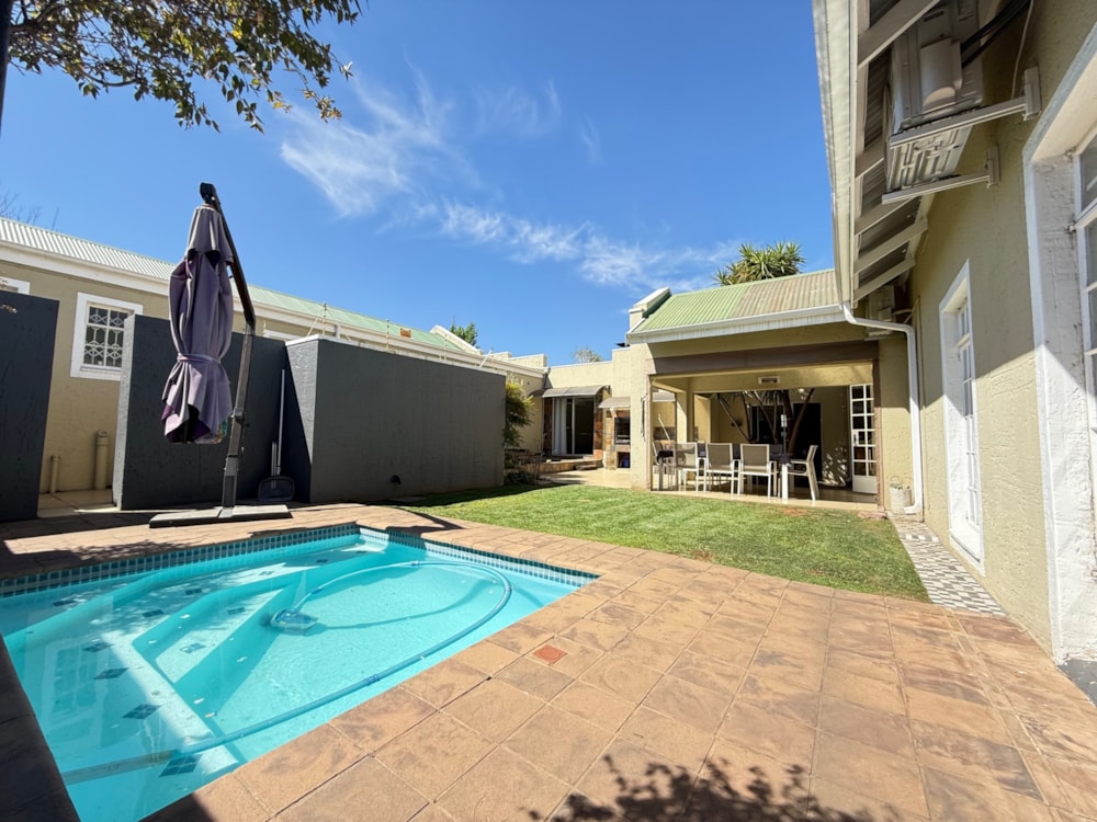 Townhouse for sale in  Vanderbijlpark SW 5 - 1VT1715582