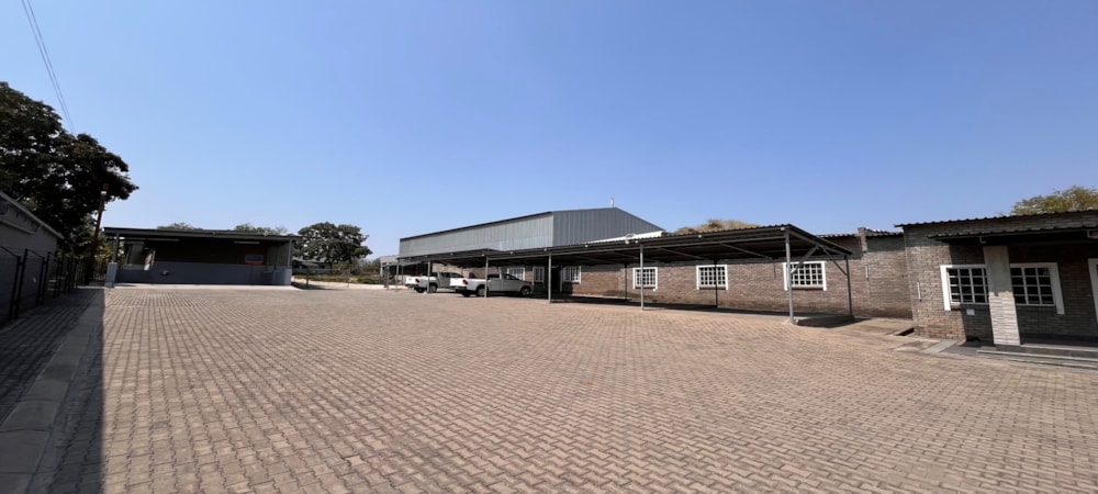 Commercial industrial property for sale in Phalaborwa - 1PW1715224 Commercial industrial property for sale in Phalaborwa - 1PW1715224