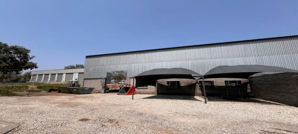 Commercial industrial property for sale in Phalaborwa - 1PW1715224 Commercial industrial property for sale in Phalaborwa - 1PW1715224