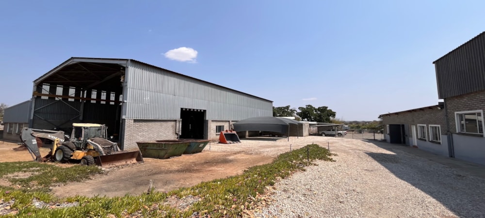 Commercial industrial property for sale in Phalaborwa - 1PW1715224 Commercial industrial property for sale in Phalaborwa - 1PW1715224