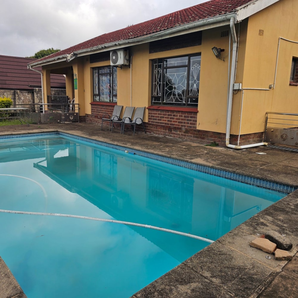 House for sale in KwaDukuza (Stanger) - 1BD1715946