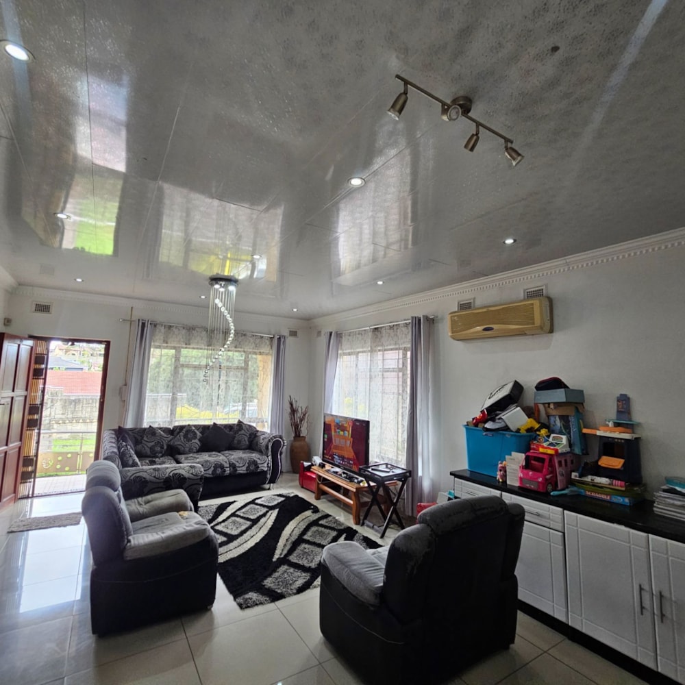 House for sale in KwaDukuza (Stanger) - 1BD1715946