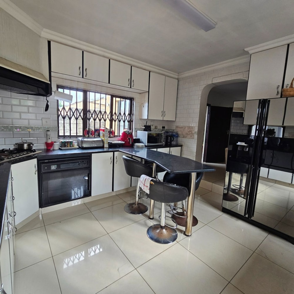 House for sale in KwaDukuza (Stanger) - 1BD1715946