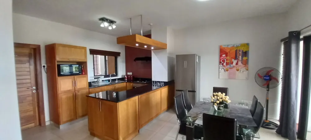 Townhouse to rent in Tamarin, Mauritius - MUR1715428 Townhouse to rent in Tamarin, Mauritius - MUR1715428