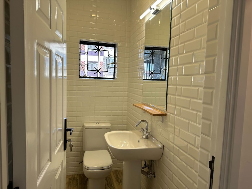 Apartment to rent in Kilimani, Kenya - 3KE1725984