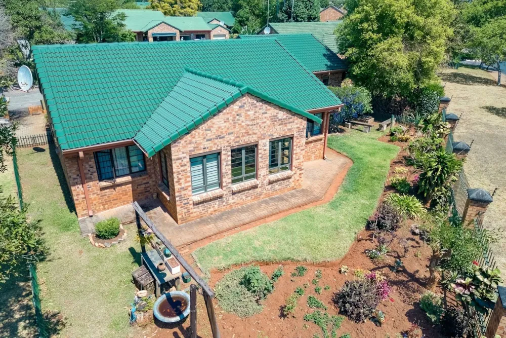 Retirement home sold in White River Ext 18 - 1WR1715495 Retirement home sold in White River Ext 18 - 1WR1715495