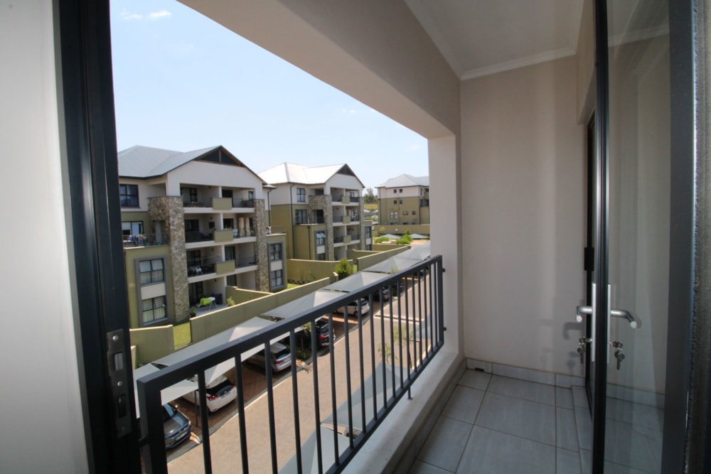 Apartment let in Waterfall, Midrand - MDL1715531