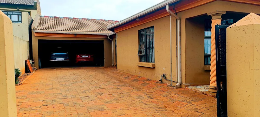 House for sale in Vosloorus - BOK1715782 House for sale in Vosloorus - BOK1715782