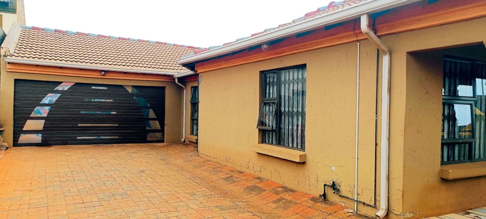 House for sale in Vosloorus - BOK1715782 House for sale in Vosloorus - BOK1715782