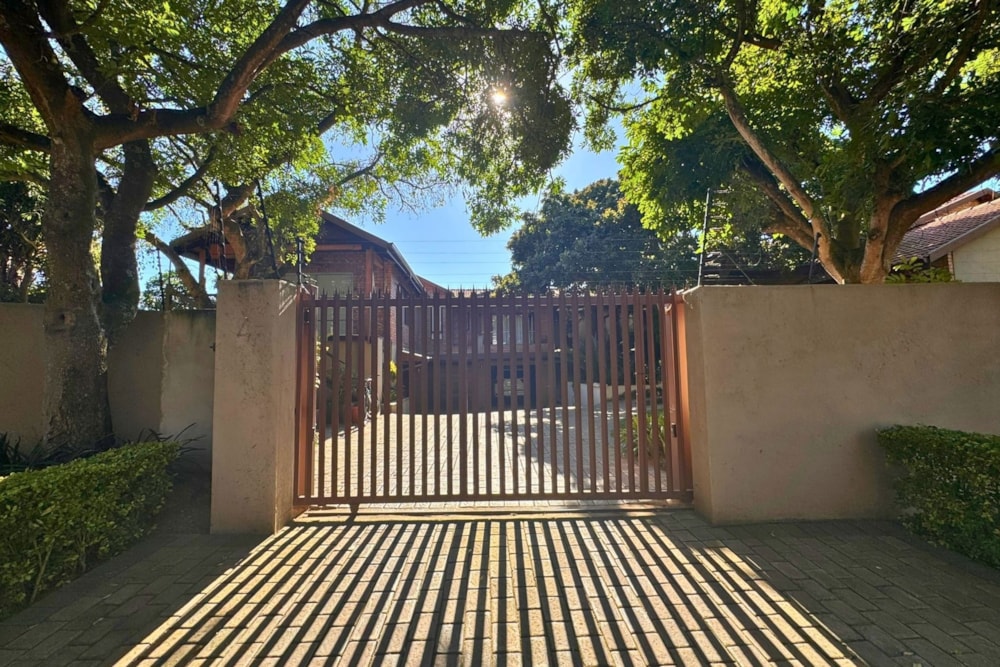 House for sale in Sonheuwel Ext 1 - 1NS1715563 House for sale in Sonheuwel Ext 1 - 1NS1715563