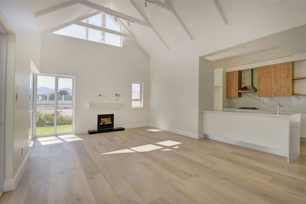 House for sale in Springfield Estate - GEO1715963 House for sale in Springfield Estate - GEO1715963