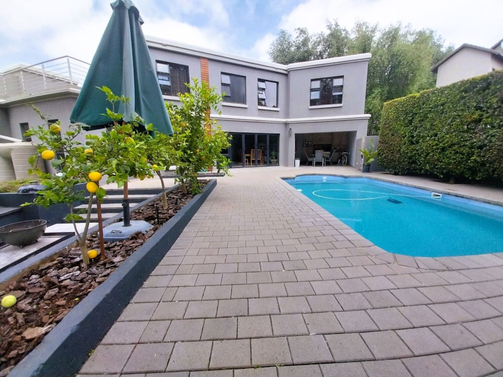 Security estate home for sale in Midstream Estate - CN1716235 Security estate home for sale in Midstream Estate - CN1716235