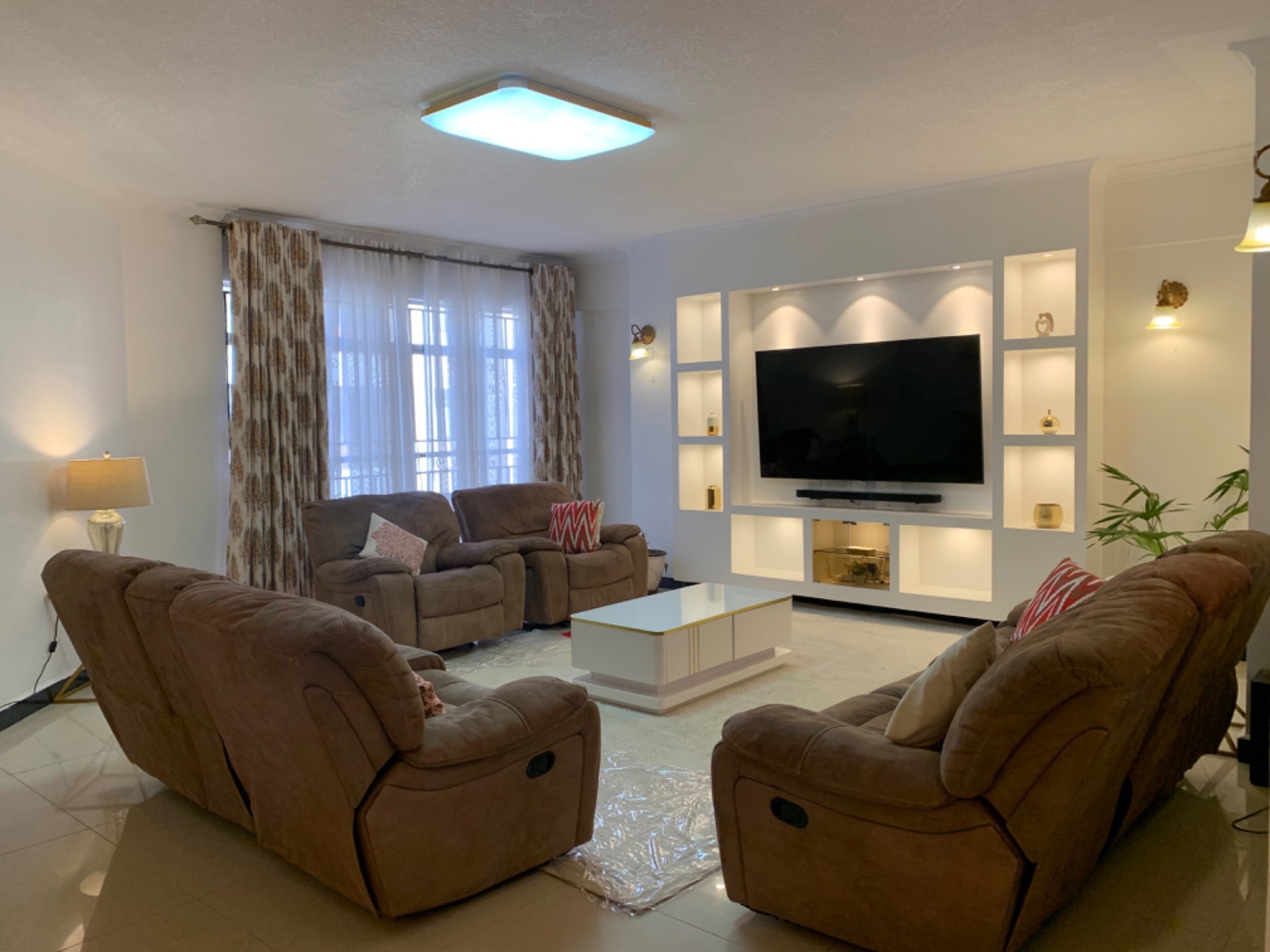 Apartment to rent in Kilimani, Kenya - 3KE1715687