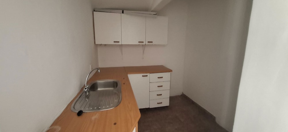 Garden cottage to rent in Assagay - 1KF1715691 Garden cottage to rent in Assagay - 1KF1715691