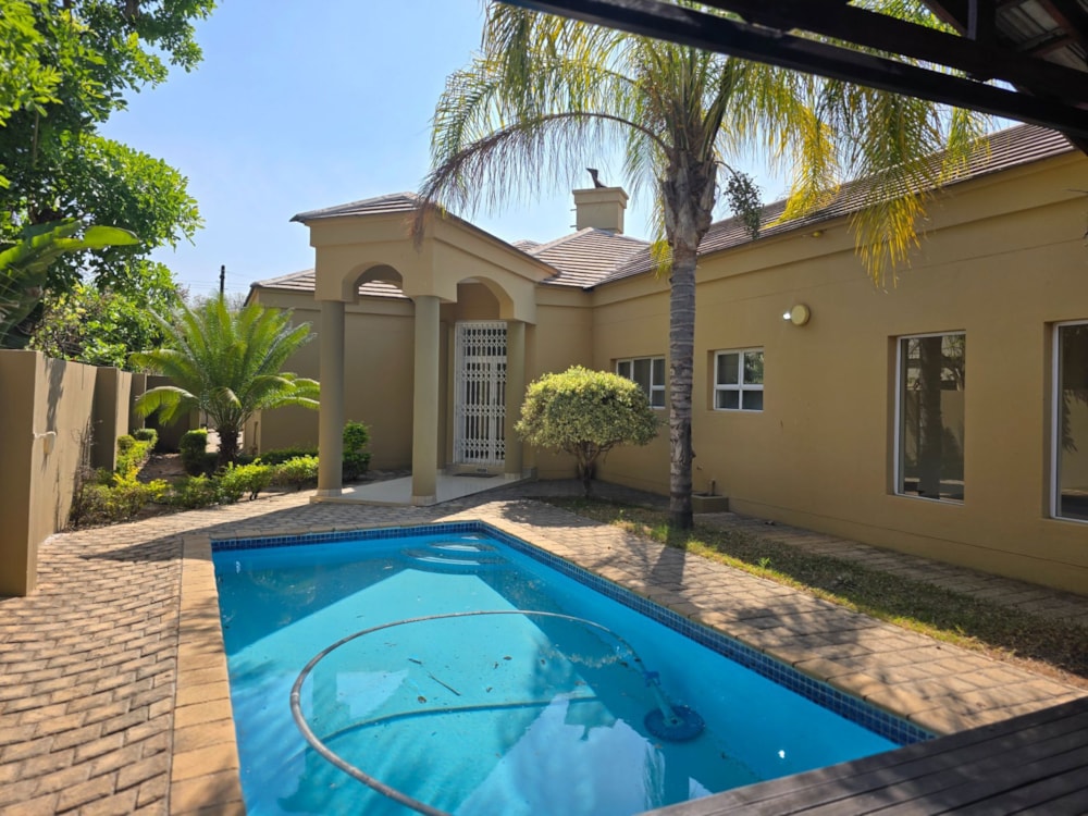 House let in Phakalane, Botswana - 3BO1715846 House let in Phakalane, Botswana - 3BO1715846