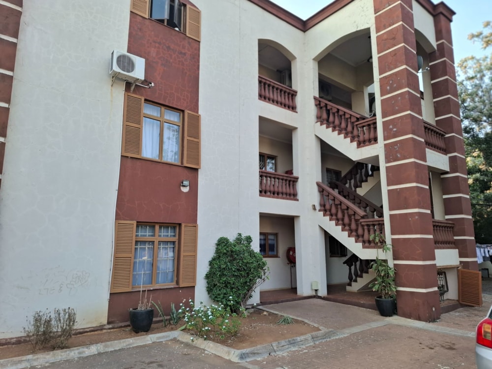 Loft let in Phakalane, Botswana - 3BO1715731