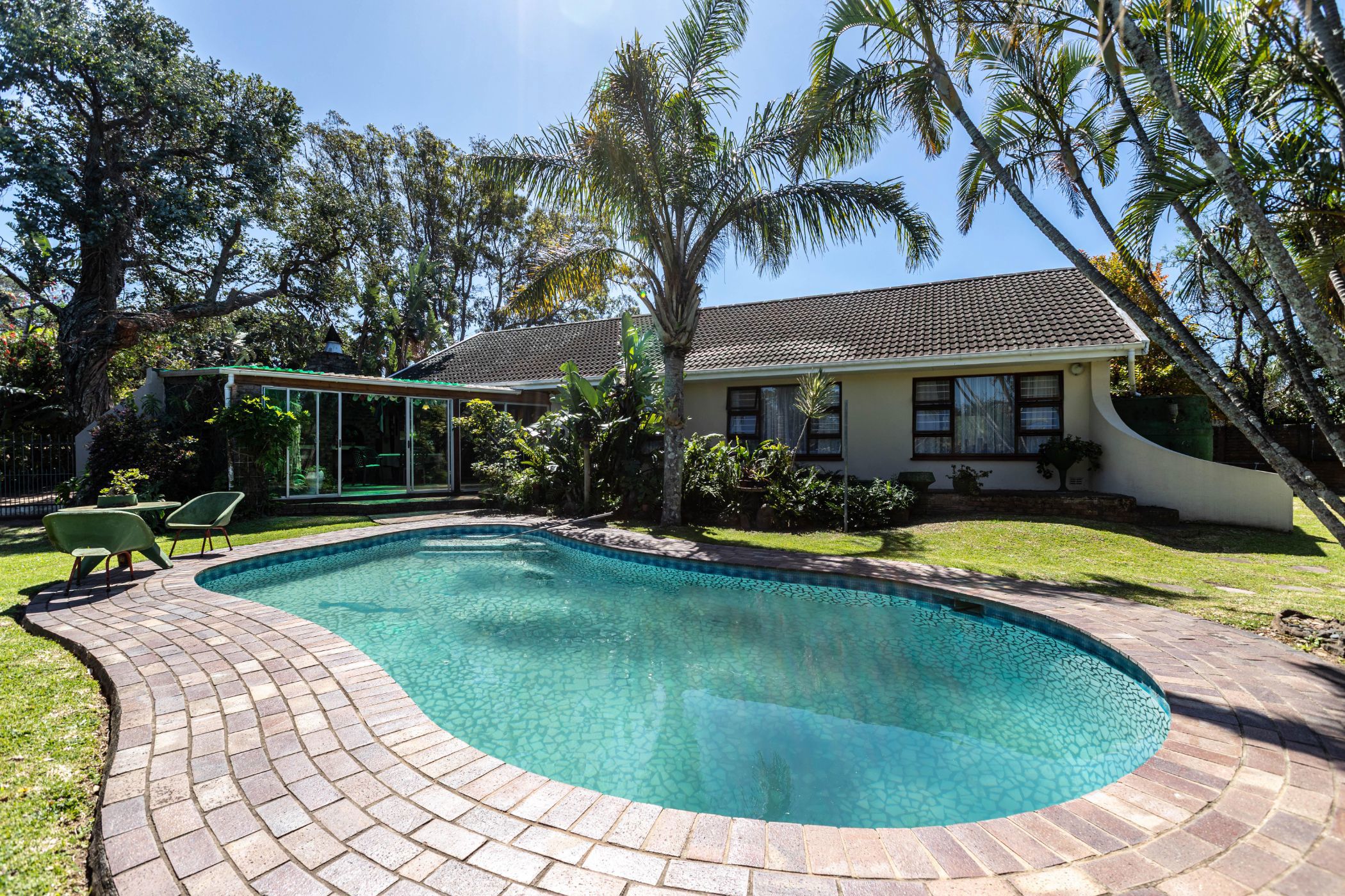 House for sale in Beacon Bay - 1EZ1716553