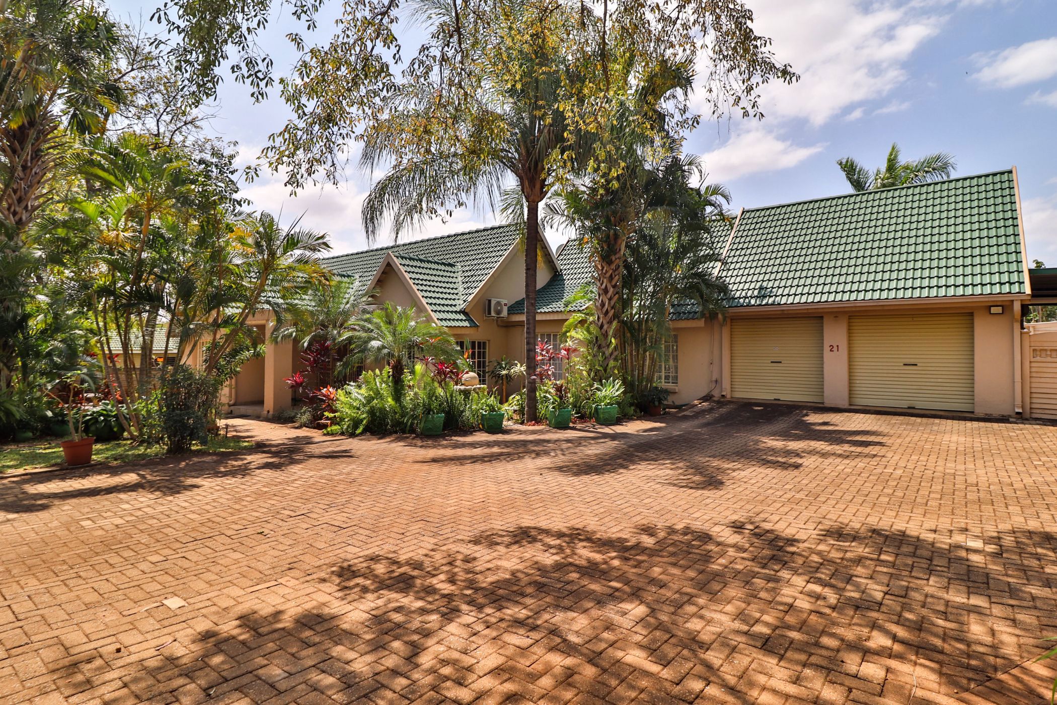 House for sale in Komatipoort - 1NK1715838