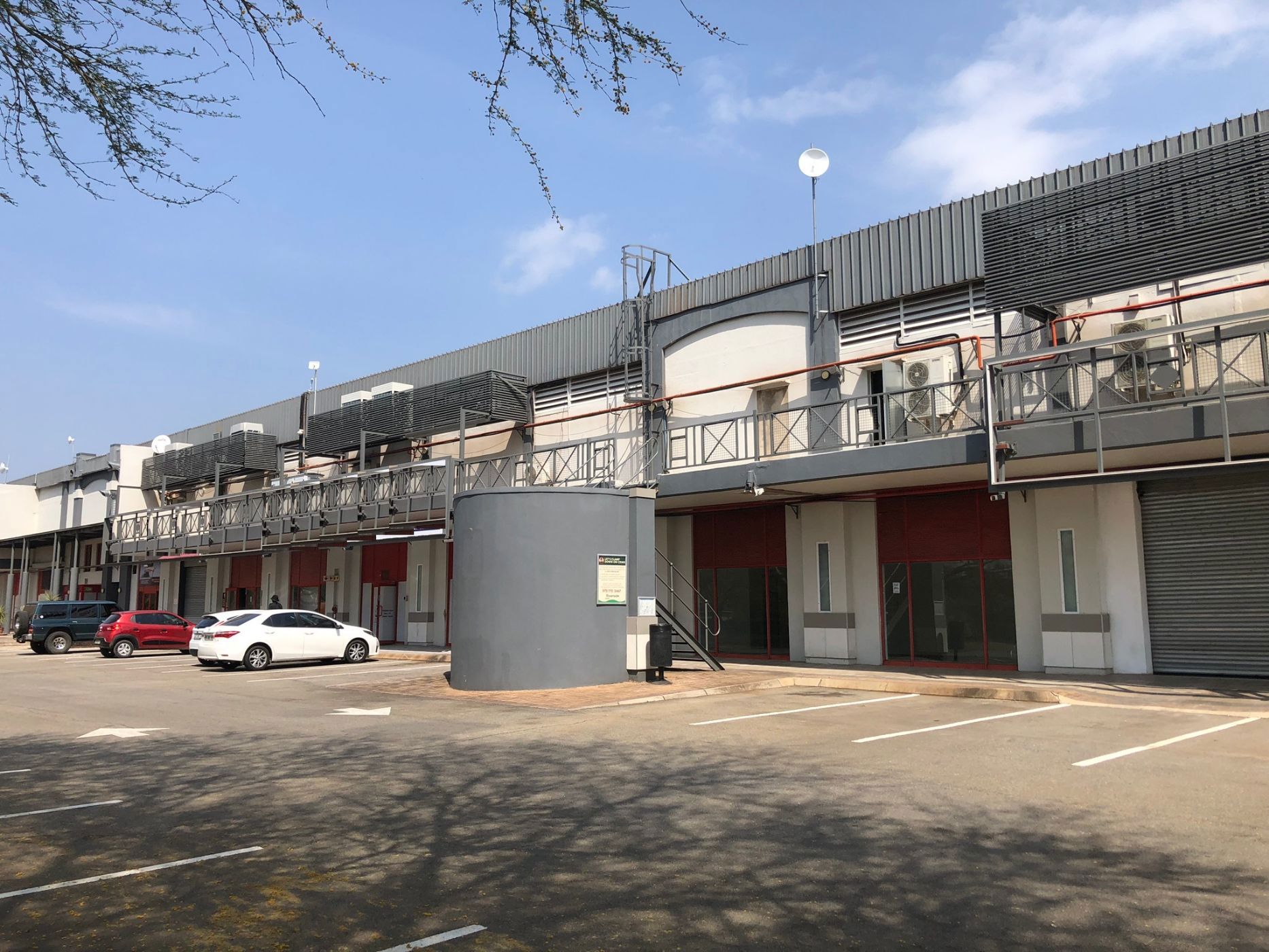 Commercial office to rent in Riverside Park - 1NS1715889