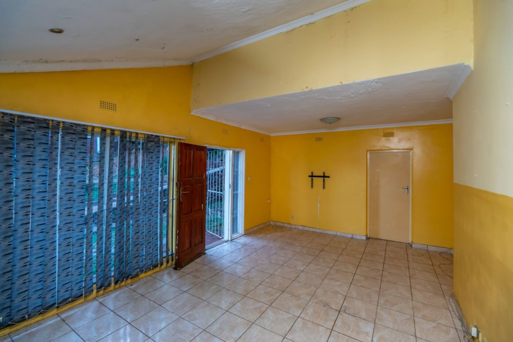 Apartment for sale in Harare, Zimbabwe - 3ZB1715922 Apartment for sale in Harare, Zimbabwe - 3ZB1715922