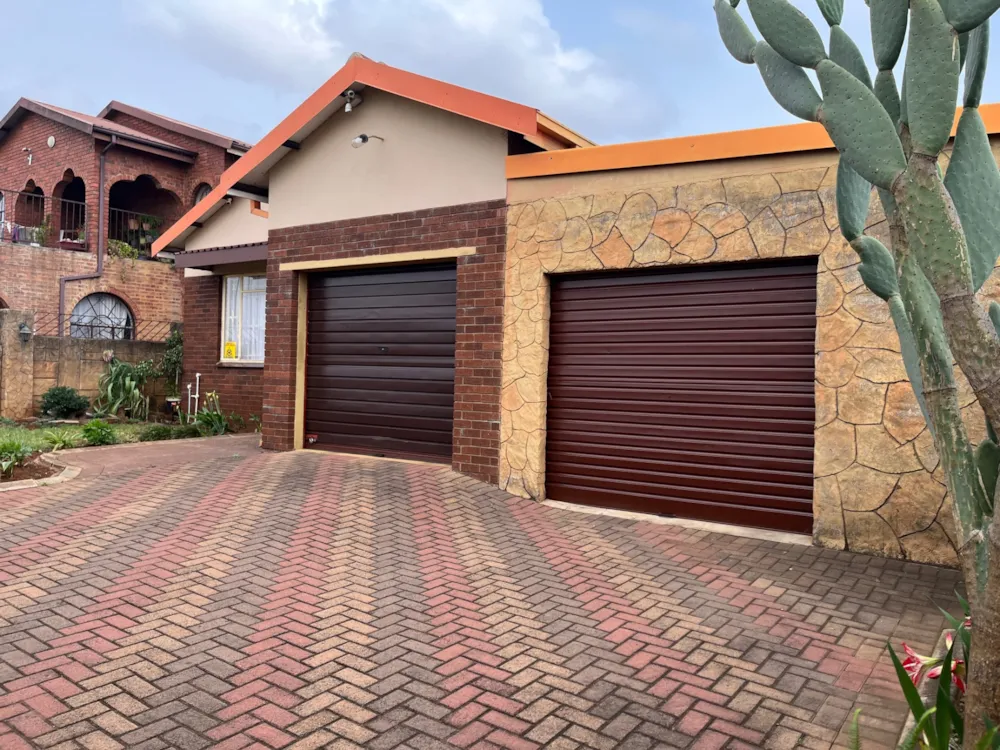 House for sale in Lennoxton - 1NW1715983 House for sale in Lennoxton - 1NW1715983