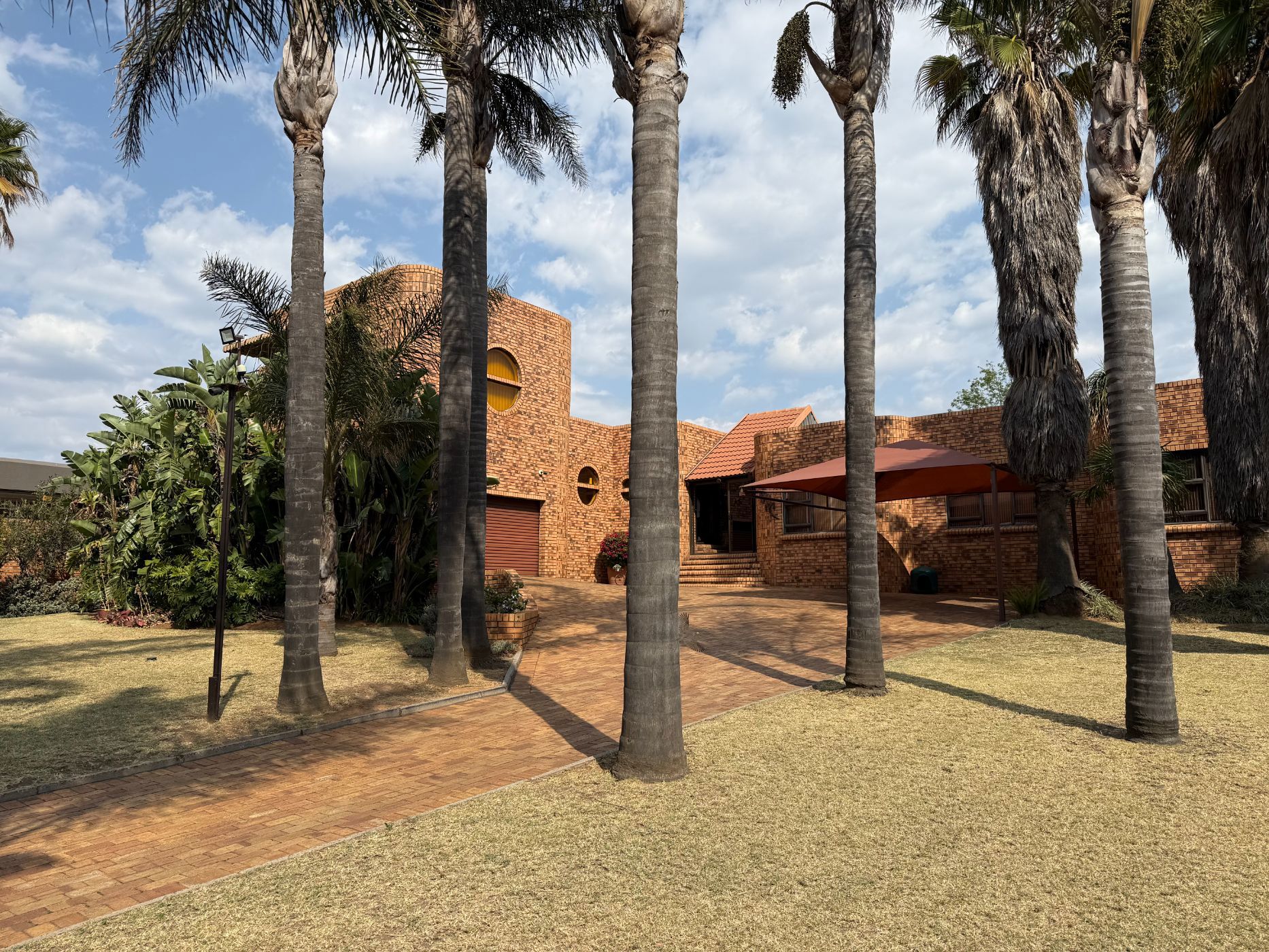 Double-storey house for sale in Ben Fleur - 1WD1716145