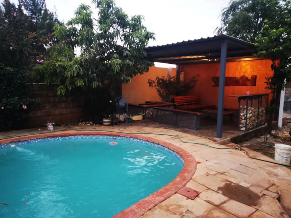 Security estate home for sale in Woodlands Extension, Zambia - 3ZA1716016