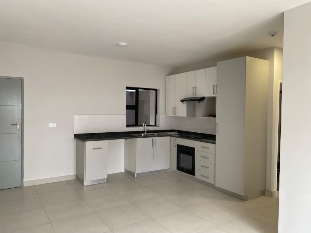 Apartment to rent in Broadhurst, Botswana - 3BO1716075