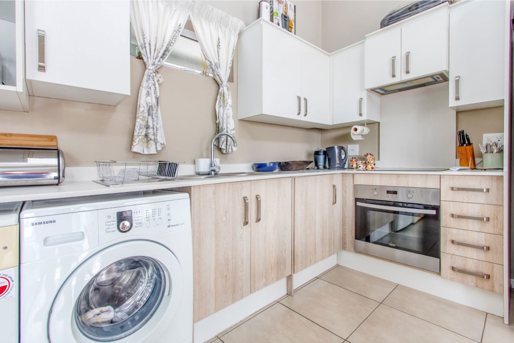 Apartment for sale in Paulshof - FW1716108