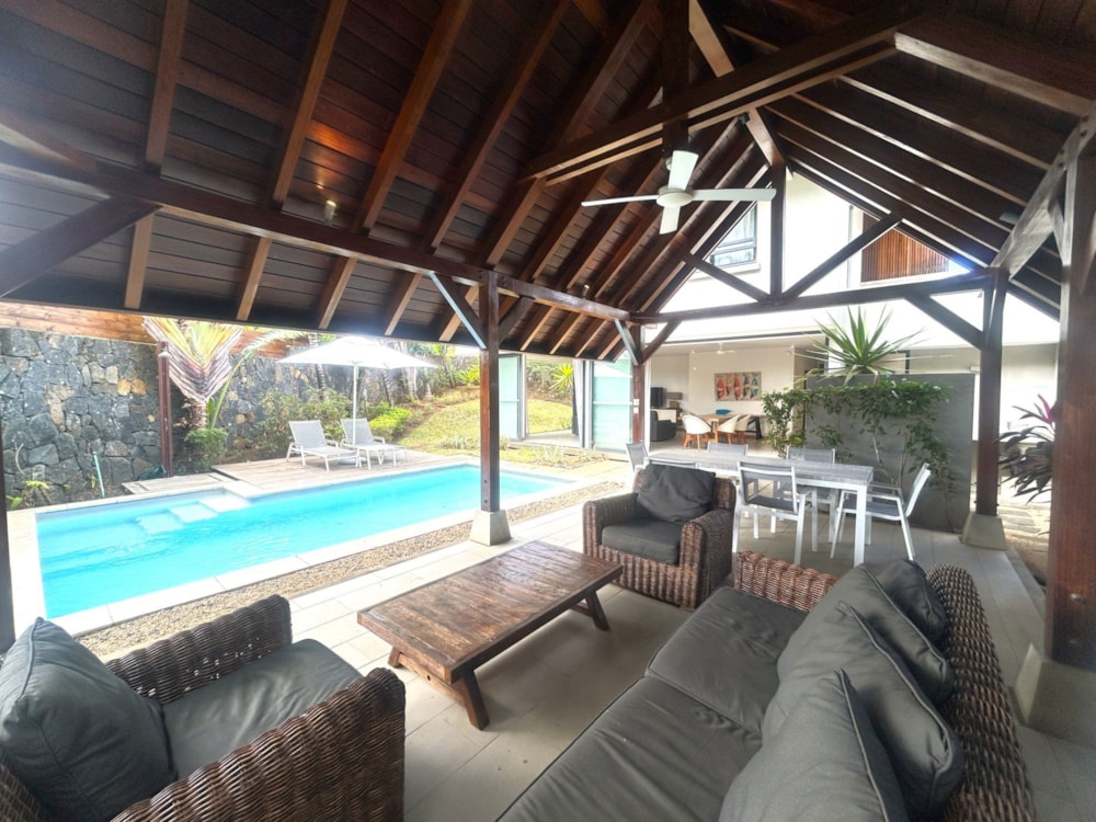 Double-storey house for sale in Tamarin, Mauritius - MUR1716112