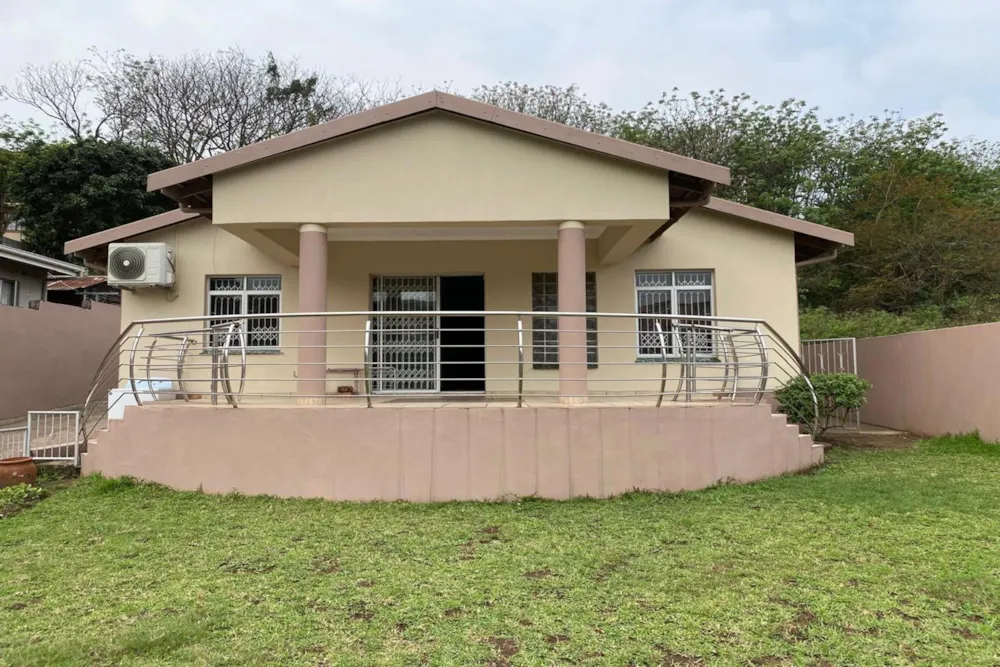 House for sale in Chatsworth, KwaZulu-Natal - 1WP1716198 House for sale in Chatsworth, KwaZulu-Natal - 1WP1716198