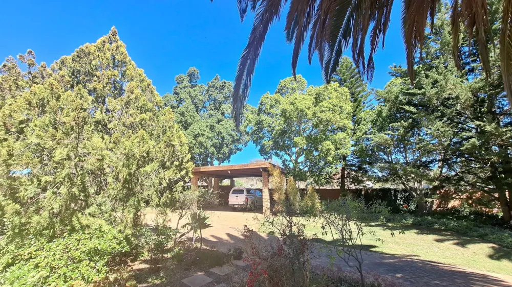House sold in Robertson - MG1716193