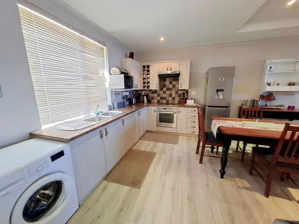 Golf estate house let in Pinnacle Point Golf Estate - 1MB1716355 Golf estate house let in Pinnacle Point Golf Estate - 1MB1716355