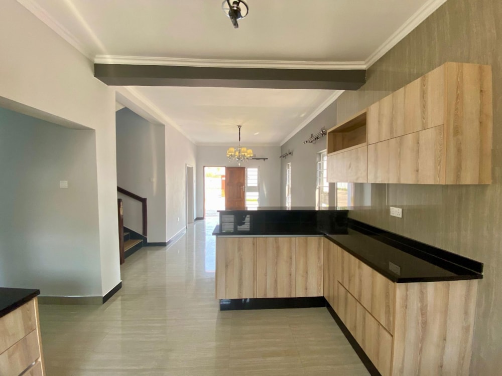 Townhouse let in Lusaka, Zambia - 3ZA1716181 Townhouse let in Lusaka, Zambia - 3ZA1716181
