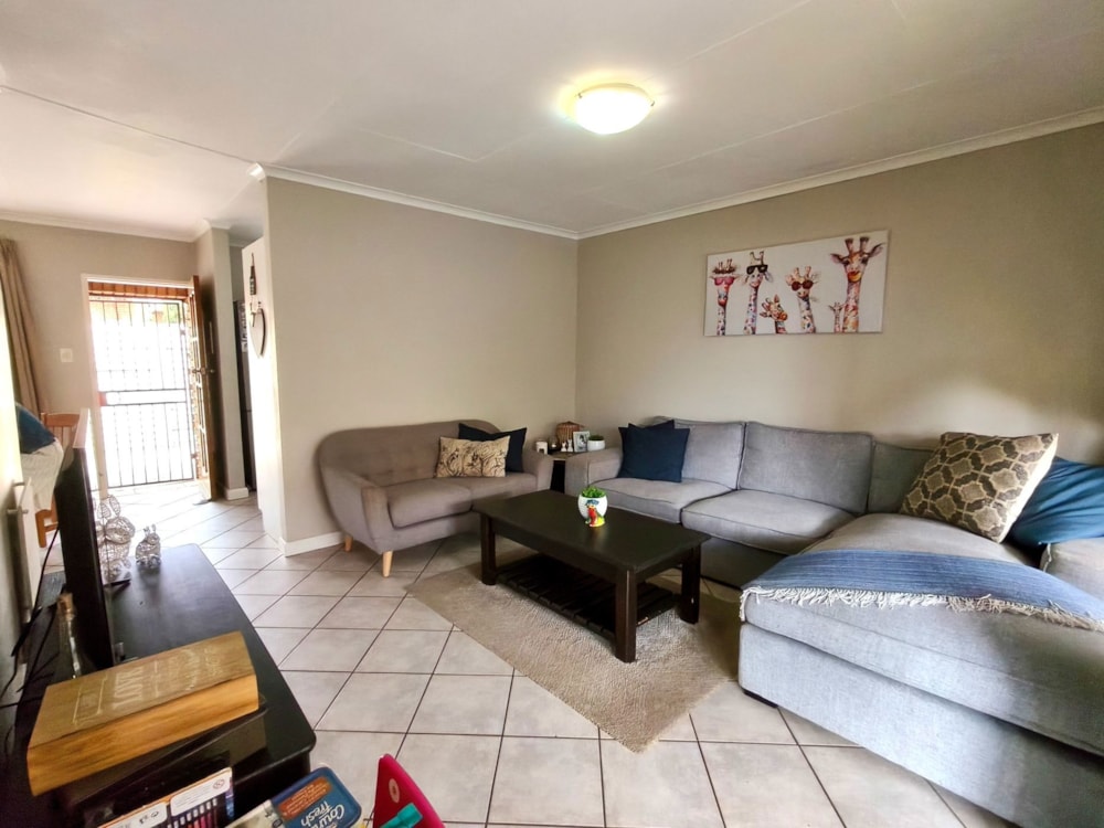 Townhouse for sale in Rooihuiskraal North - CN1716197 Townhouse for sale in Rooihuiskraal North - CN1716197