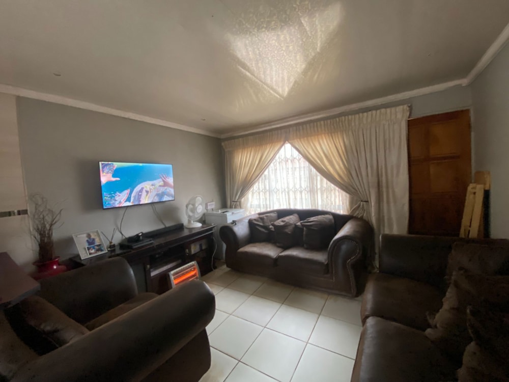 House for sale in Tsakane - 1BJ1716251