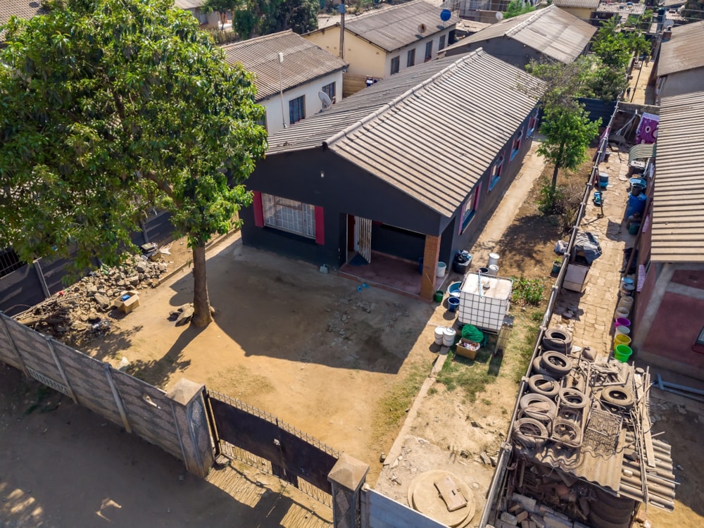 House for sale in Budiriro, Zimbabwe - 3ZB1716802 House for sale in Budiriro, Zimbabwe - 3ZB1716802