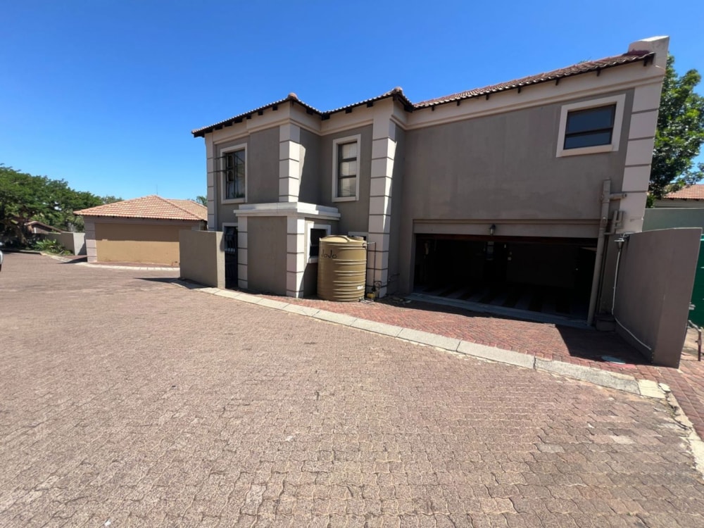 Double-storey house for sale in Reyno Ridge - 1WD1716309