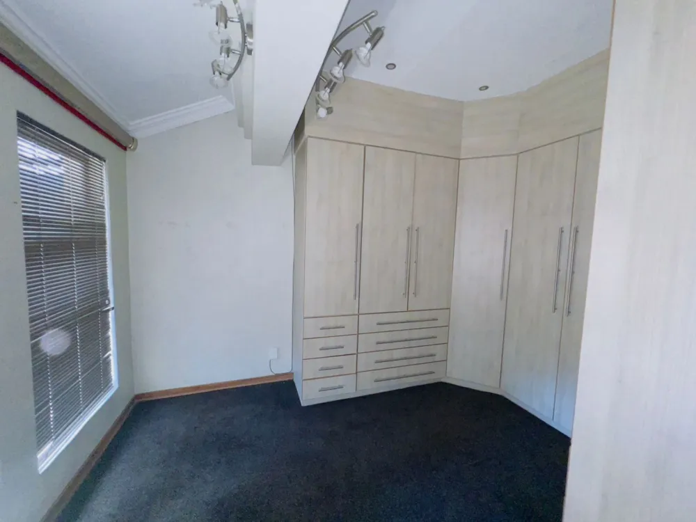 Double-storey house for sale in Reyno Ridge - 1WD1716309 Double-storey house for sale in Reyno Ridge - 1WD1716309