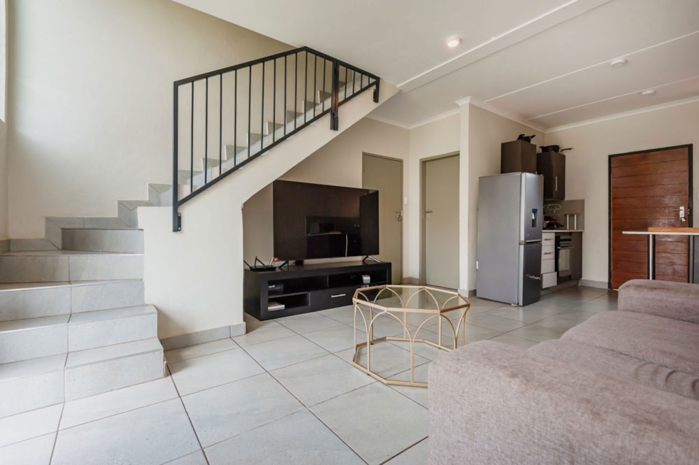 Double-storey house to rent in Albertsdal - 1GV1716321 Double-storey house to rent in Albertsdal - 1GV1716321