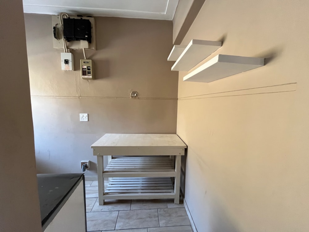 Bachelor apartment to rent in Sea Point - ASL1716326 Bachelor apartment to rent in Sea Point - ASL1716326
