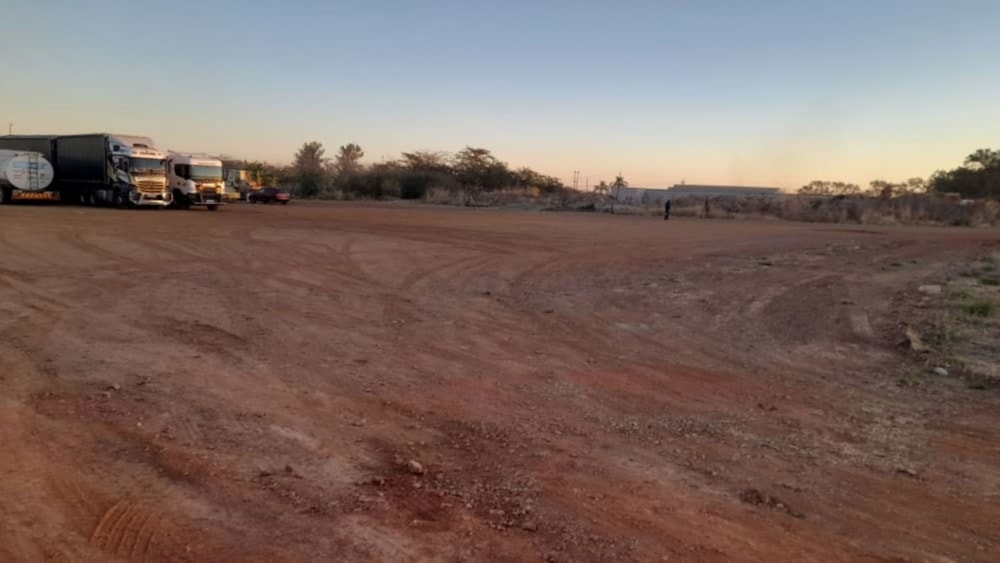 Commercial vacant land for sale in Mashonaland West, Zimbabwe - 3ZB1716356 Commercial vacant land for sale in Mashonaland West, Zimbabwe - 3ZB1716356