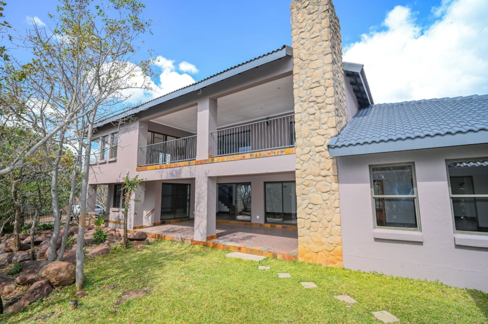 Double-storey house for sale in Modimolle Rural - 1MDM1716364