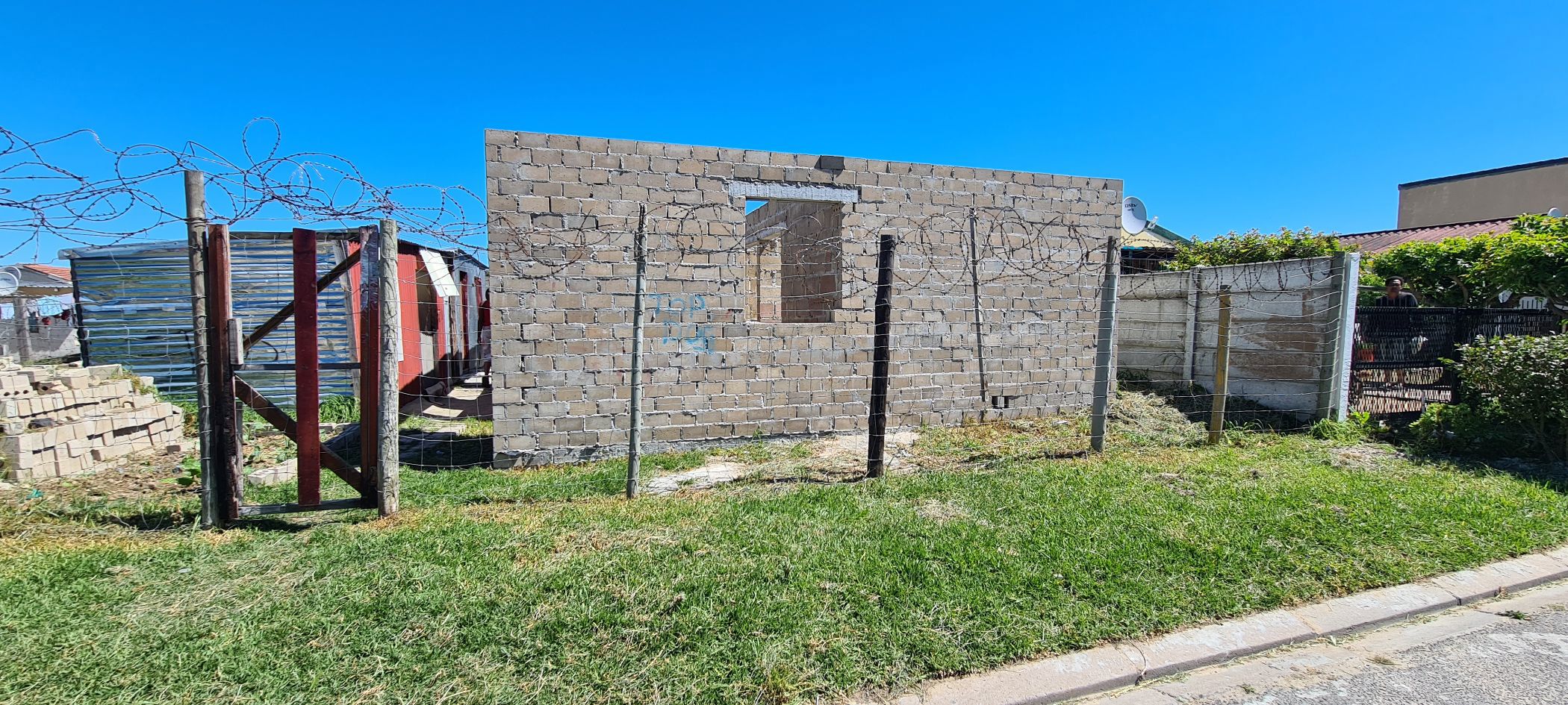 Residential vacant land for sale in Beverly Park - 1KV1716386