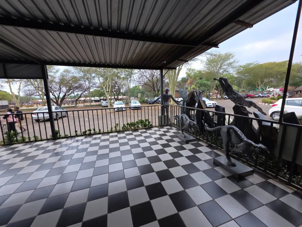 Commercial retail property let in Hartbeespoort - 1HR1716446 Commercial retail property let in Hartbeespoort - 1HR1716446