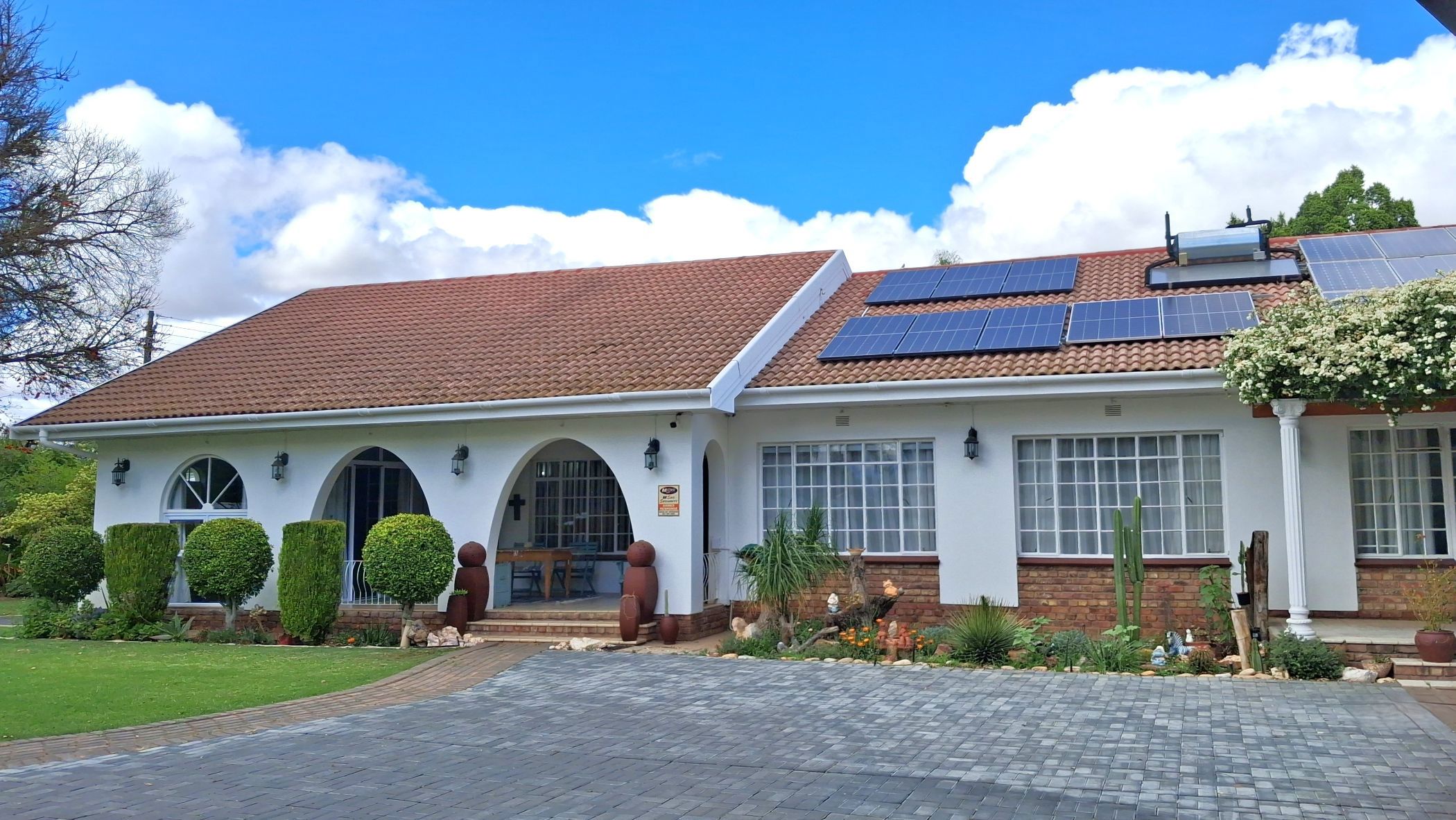 House for sale in Oudtshoorn North - 1OU1716557