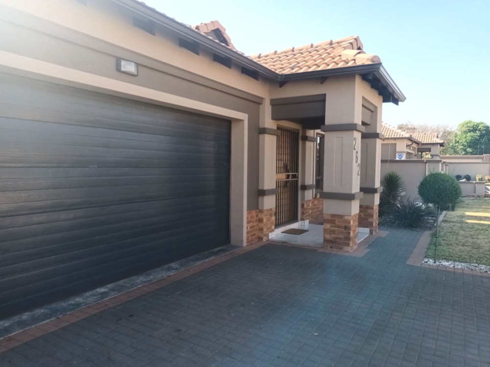 Townhouse for sale in Sunair Park - 1BJ1716547