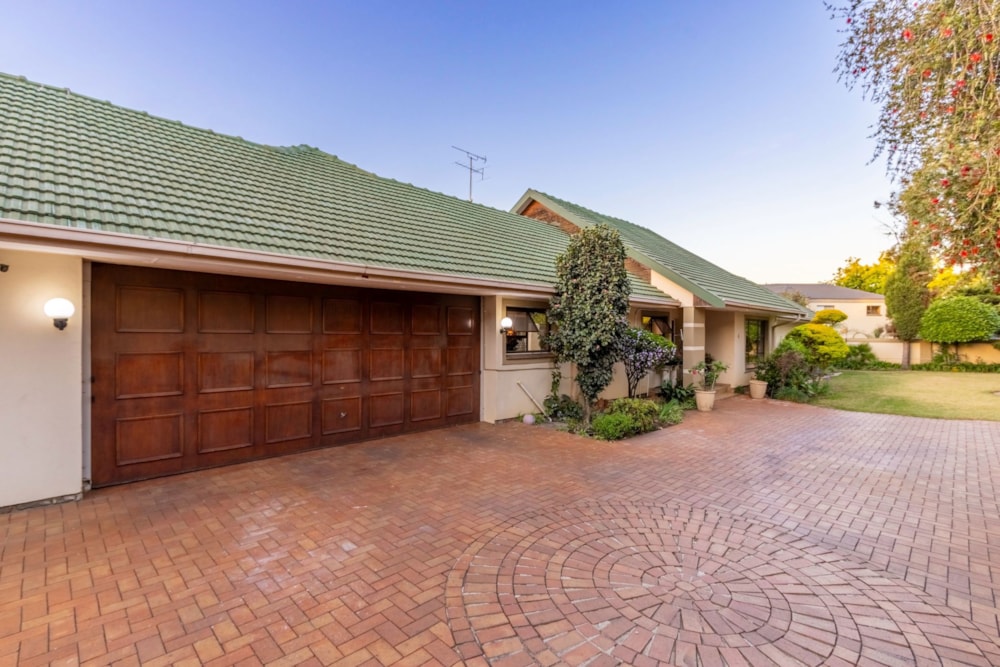 House for sale in Lakefield - EN1711538 House for sale in Lakefield - EN1711538