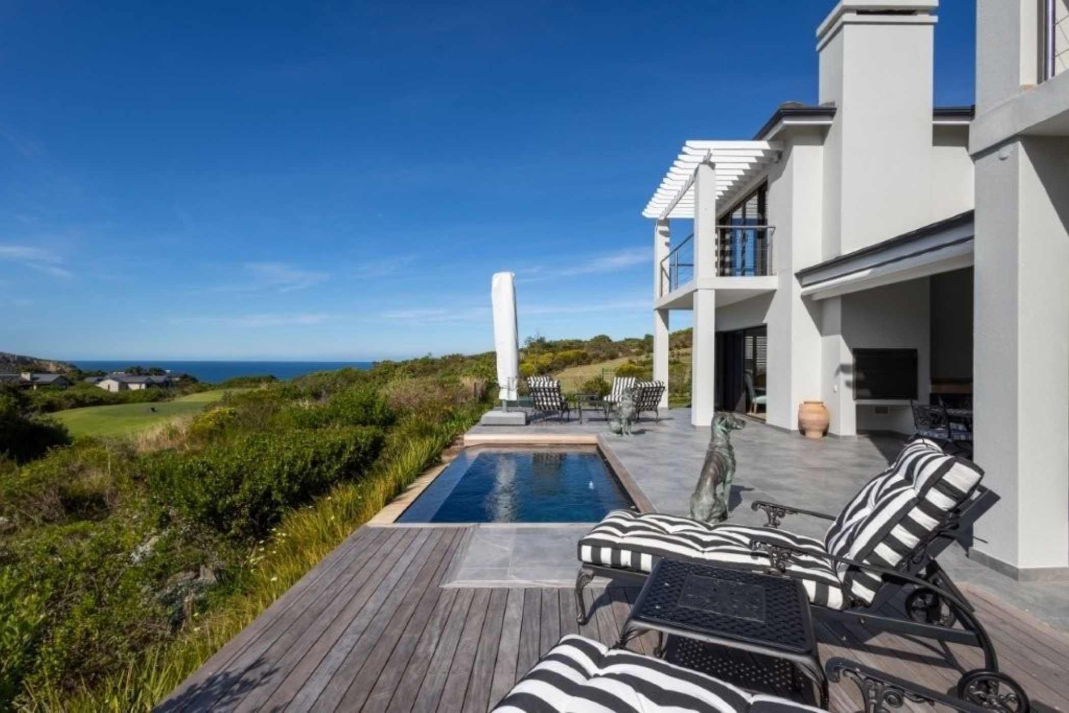 House for sale in Pezula Golf Estate - 1KG1714956